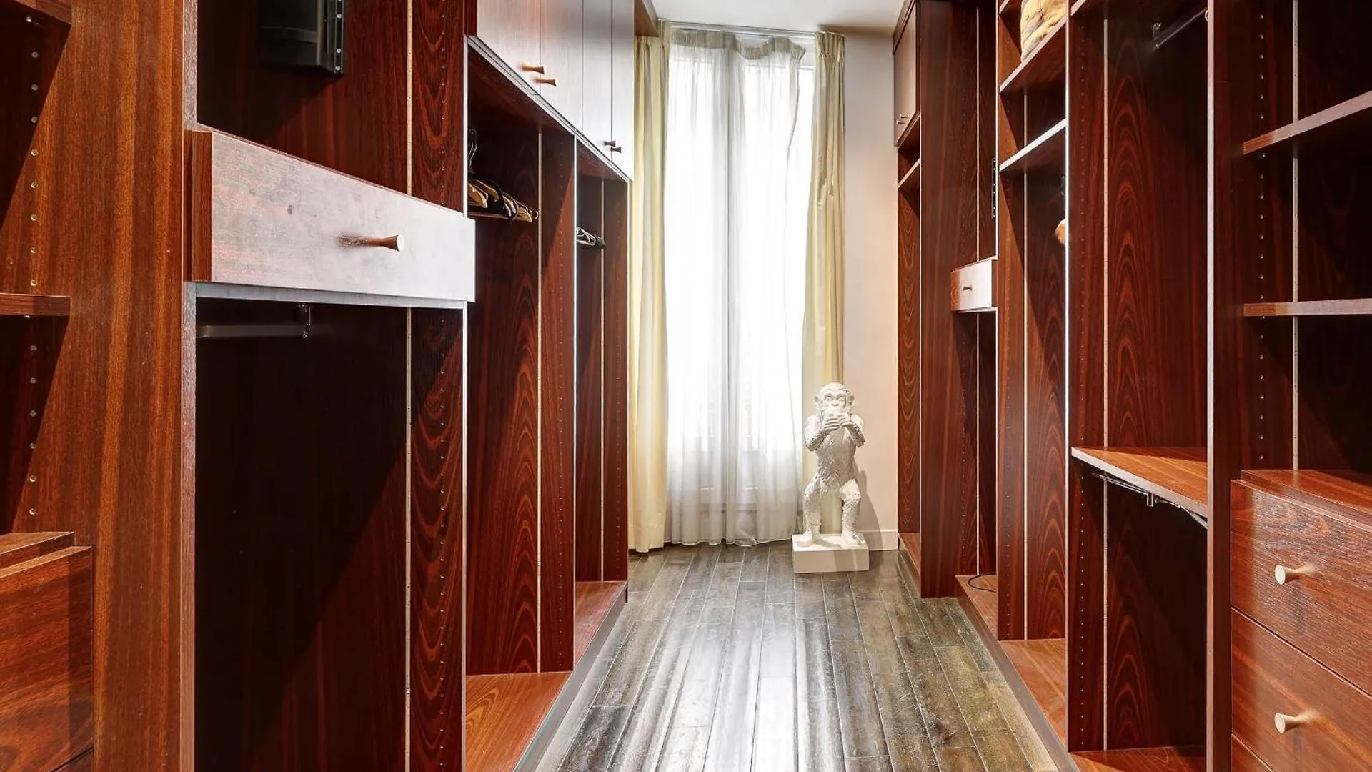 Elegant 3Br Champs-Elysees & Arc De Triomphe Paris Apartment
