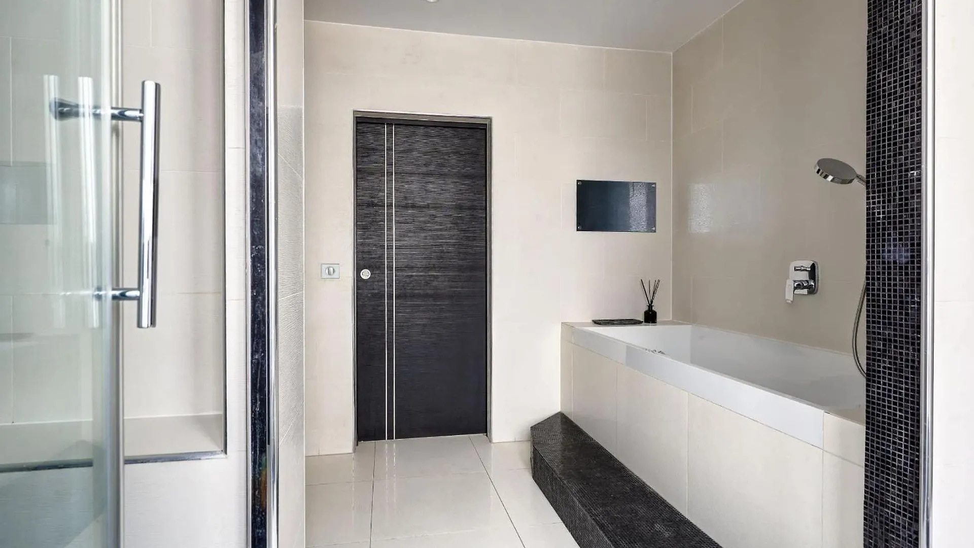 Elegant 3Br Champs-Elysees & Arc De Triomphe Paris